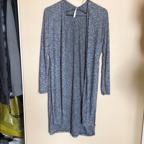 Women’s Cardigan - Picture 1 of 4